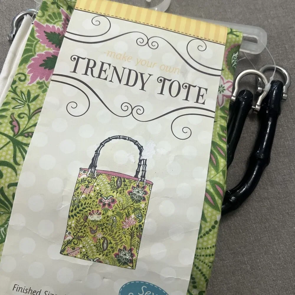 New Make Your Own Trendy Tote Kit Green Pink w Black Bamboo Style Handles 15x12